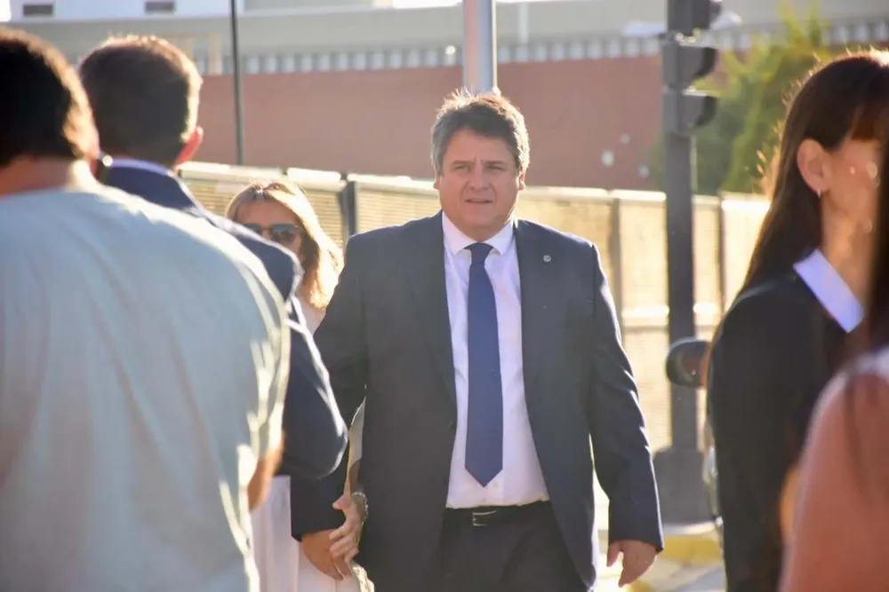 Neuquen-gaido-apertura-de-sesiones-concejo-deliberante-foto-mati-subat-1.jpg