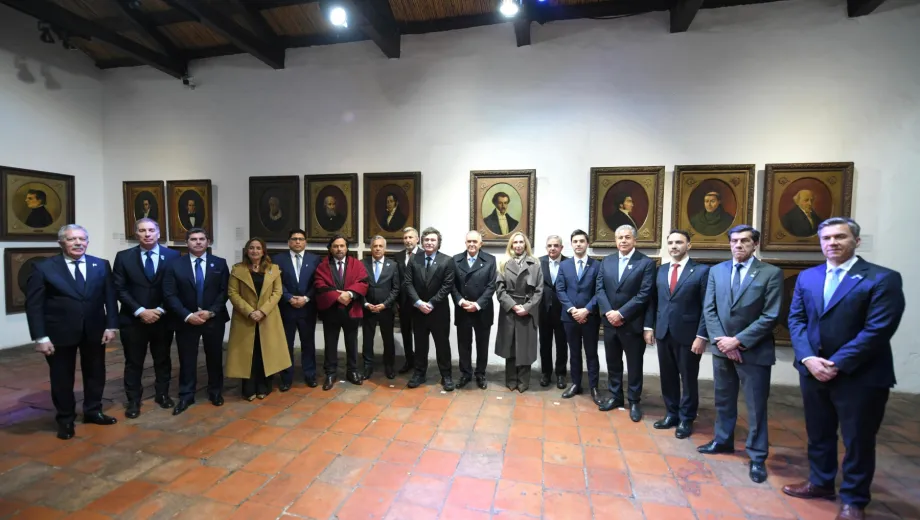 Milei con Gobernadores en Tucumán