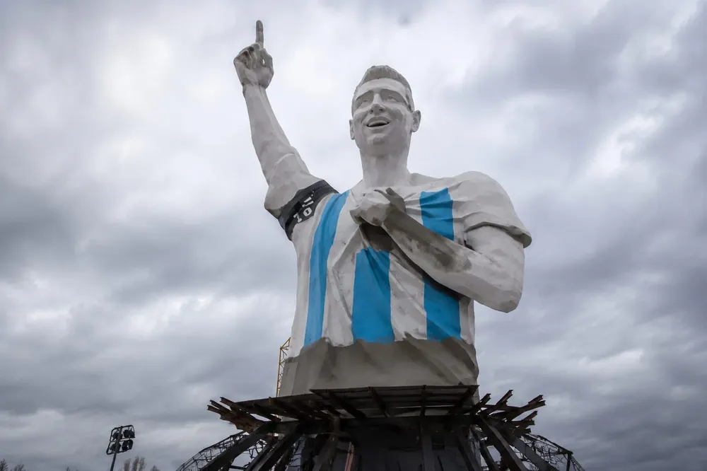 Estatua Messi Cutral Co