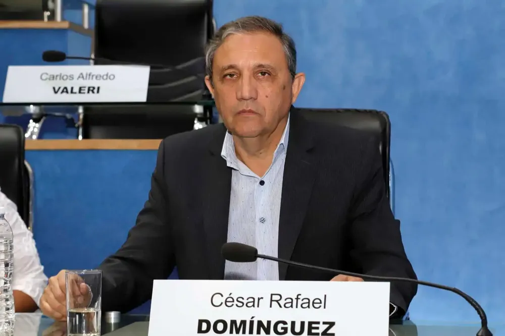 vf-legislador-cesar-dominguez-1.jpg