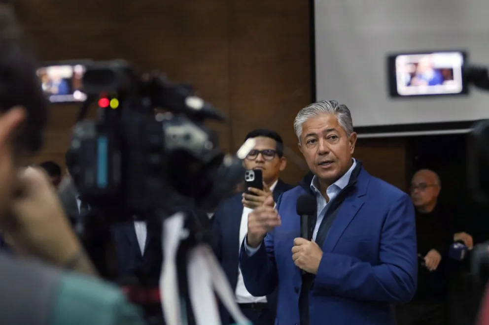 Gobernador de Neuquén Rolando Figueroa